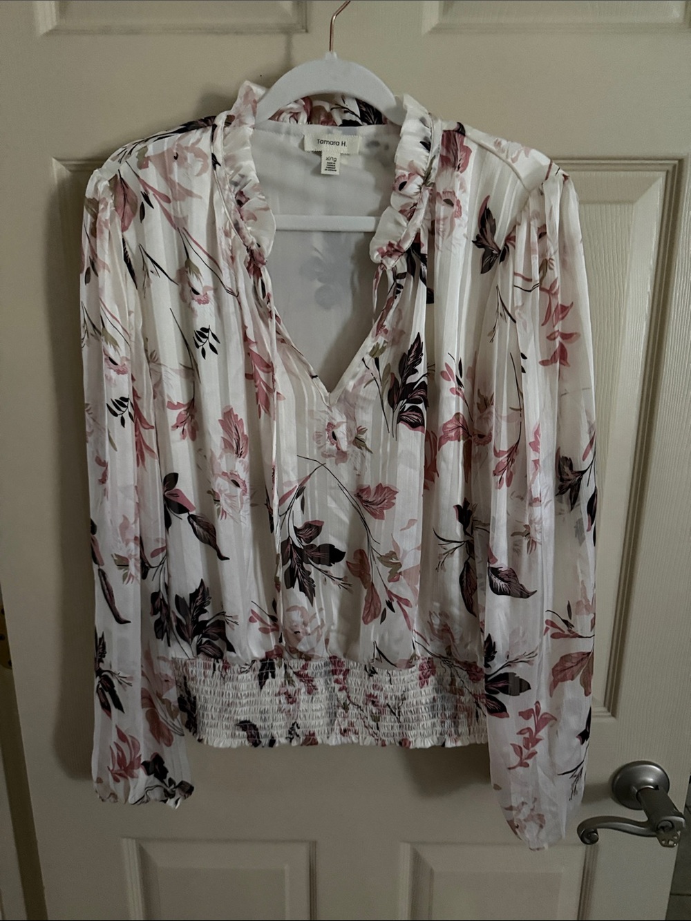 Women’s Floral Blouse